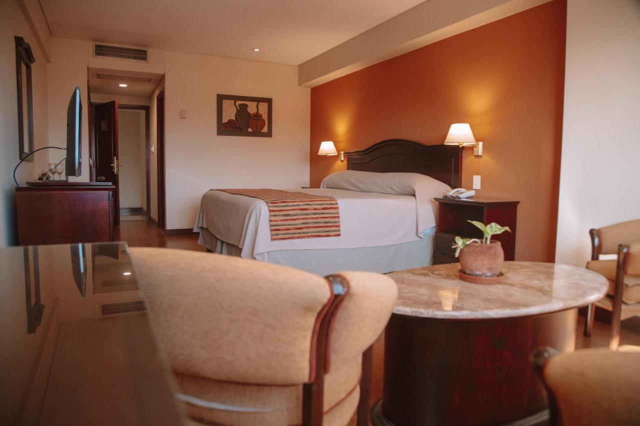Casa Real Hotel Salta Exterior photo